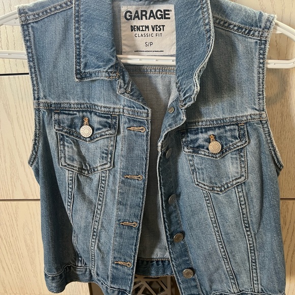 Denim vest - Picture 3 of 3